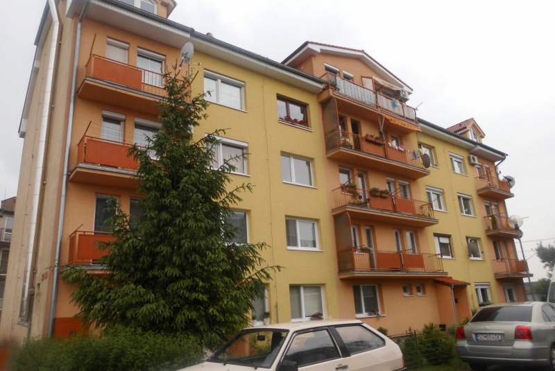 Družstevná 30-32, Bernolákovo