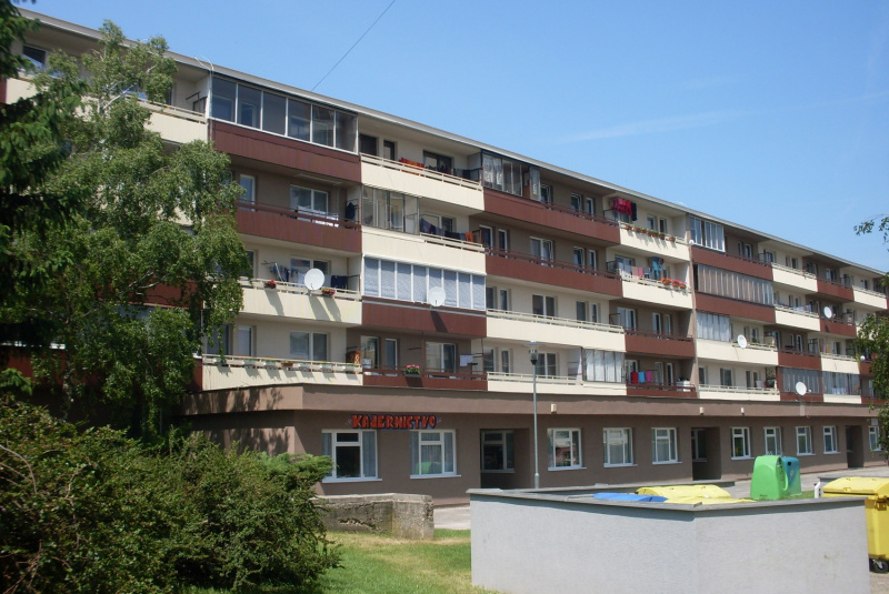 Družstevna 8 , Modra