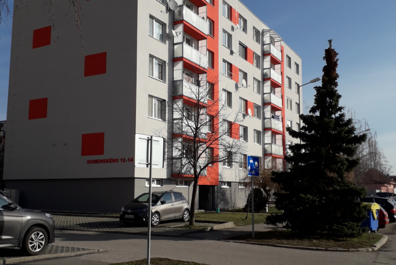 Komenského 12,14, Modra