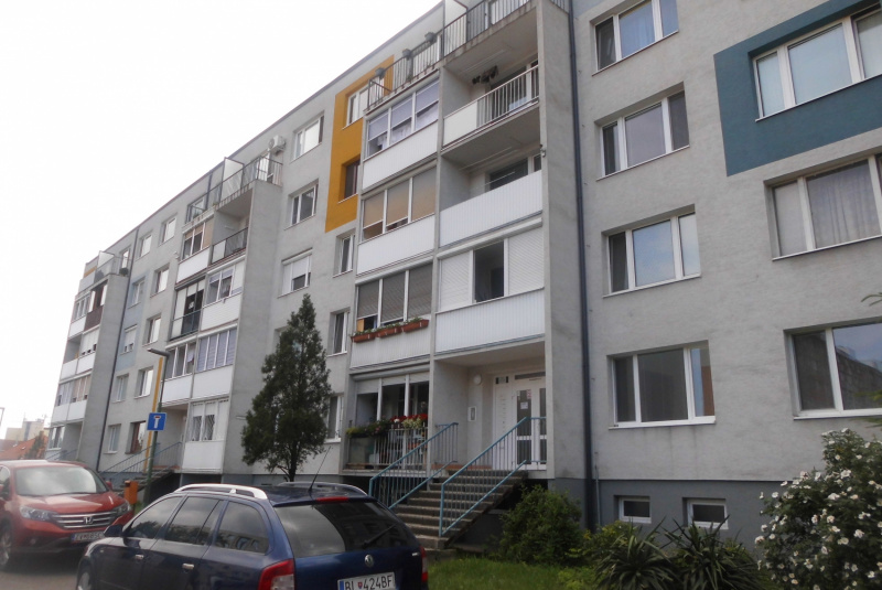 Svätoplukova 51-57, Senec